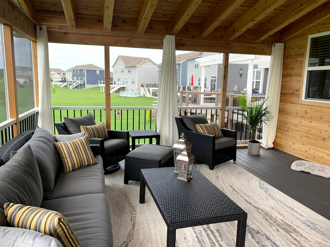 Hoskins – Blaine-Screen porch on Existing Deck-1