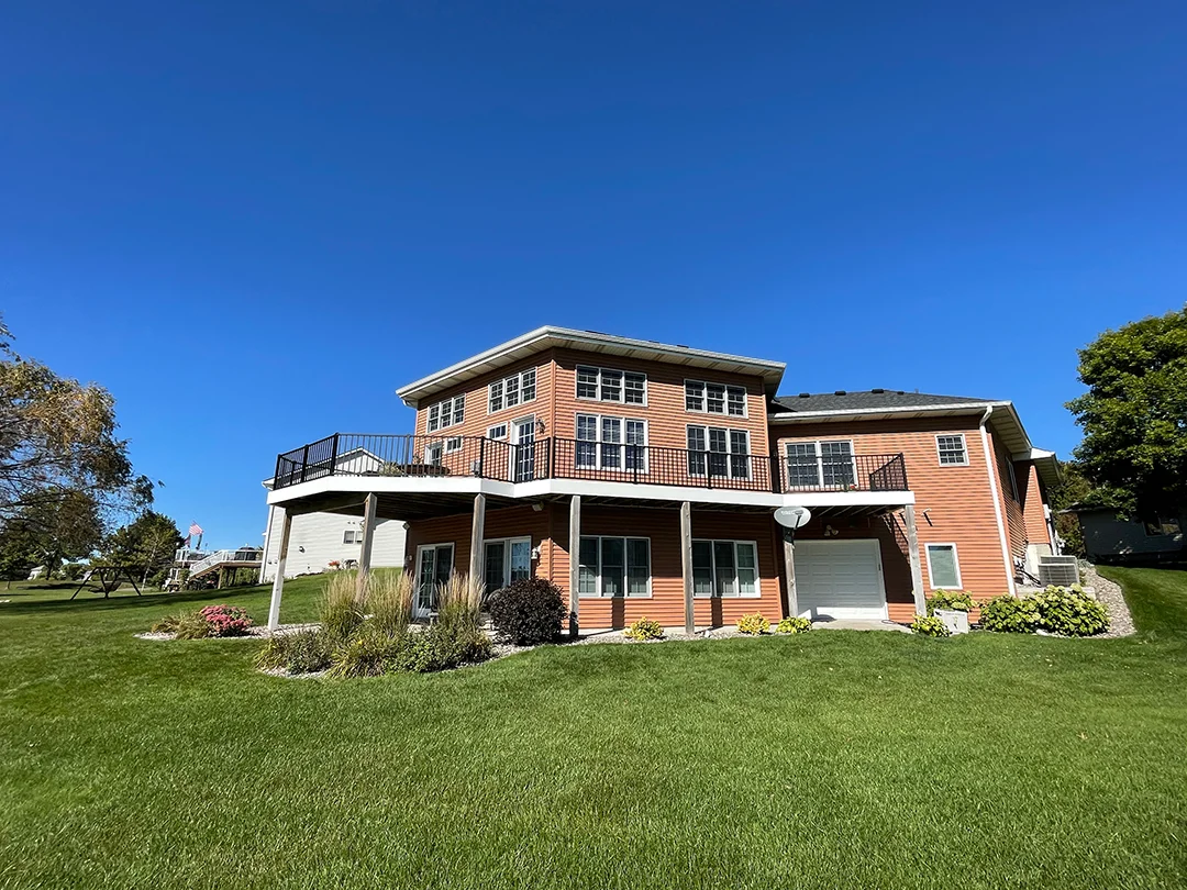 Van Whye – Albertville-facelift-1